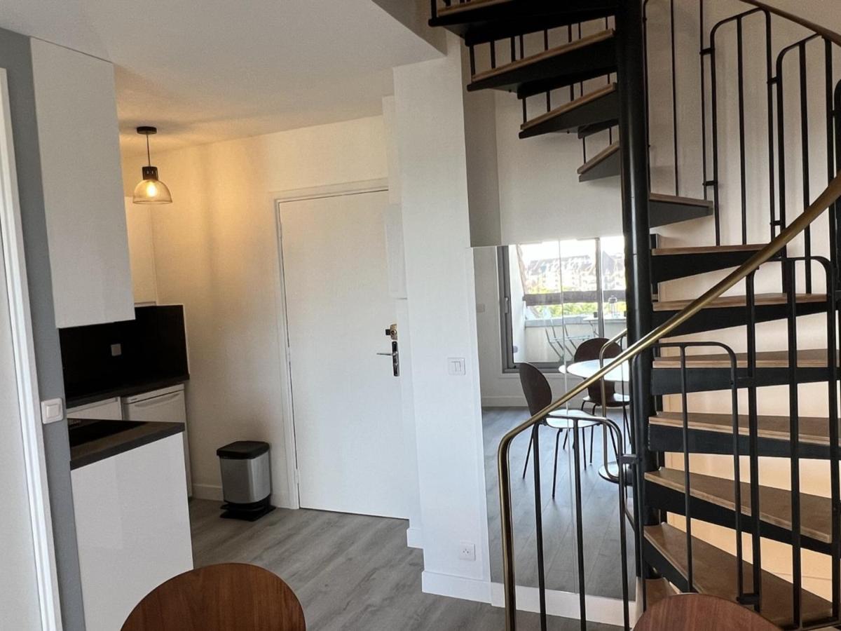 Cabourg : Duplex Renove 2 Pieces, Acces Direct Plage, Fibre, Parking, Cuisine Equipee, 4 Pers. - Fr-1-487-351 Extérieur photo