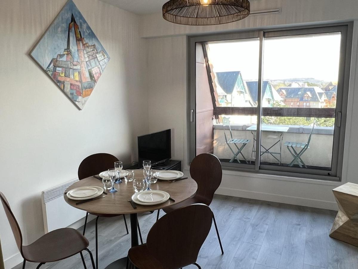 Cabourg : Duplex Renove 2 Pieces, Acces Direct Plage, Fibre, Parking, Cuisine Equipee, 4 Pers. - Fr-1-487-351 Extérieur photo